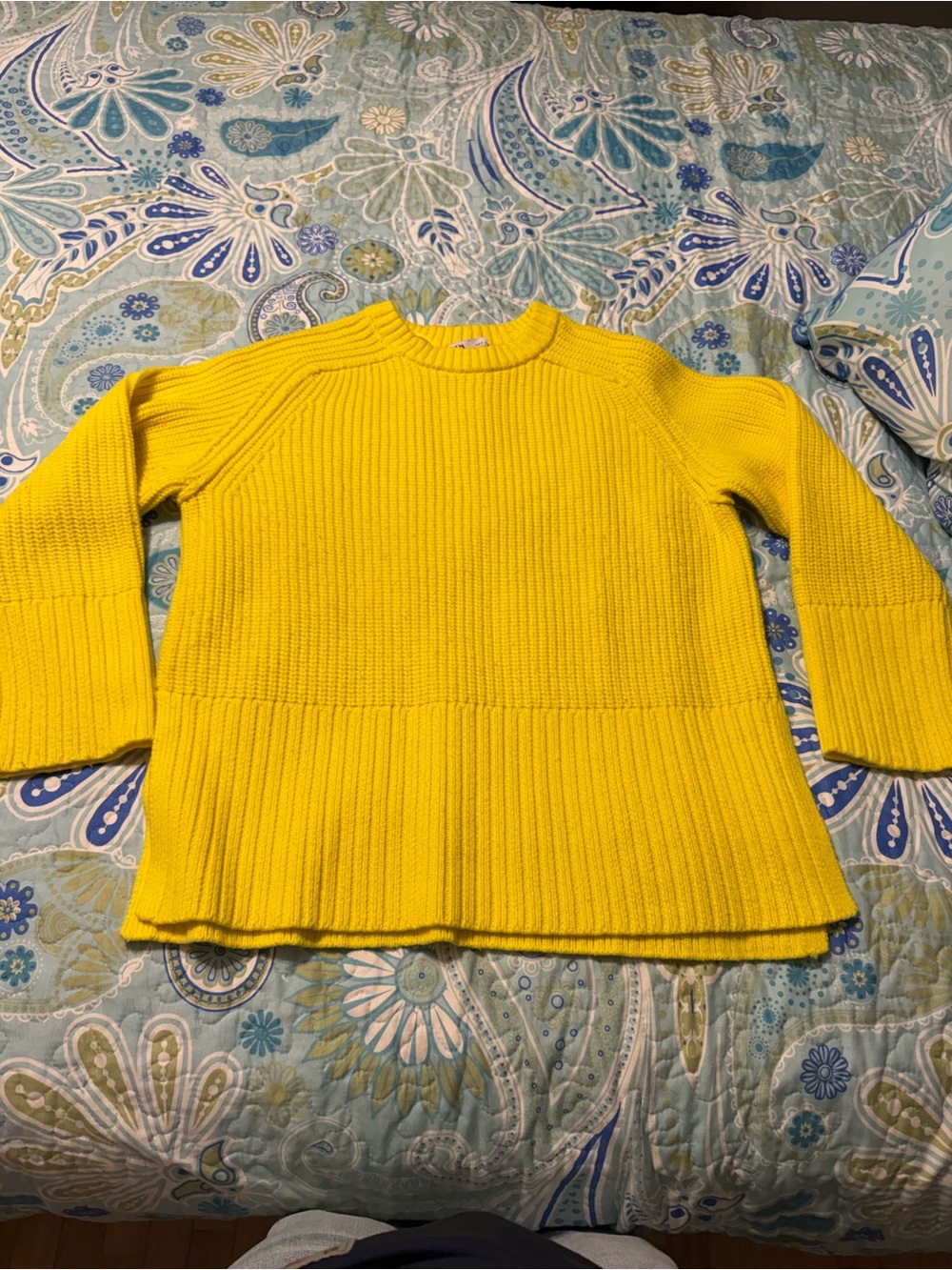 ZARA Chunky Neon Yellow Ribbed Crewneck Sweater size small